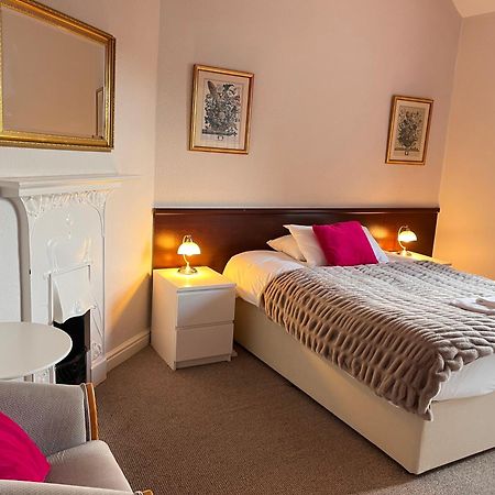 The Beechwood Bed & Breakfast Лийдс Екстериор снимка