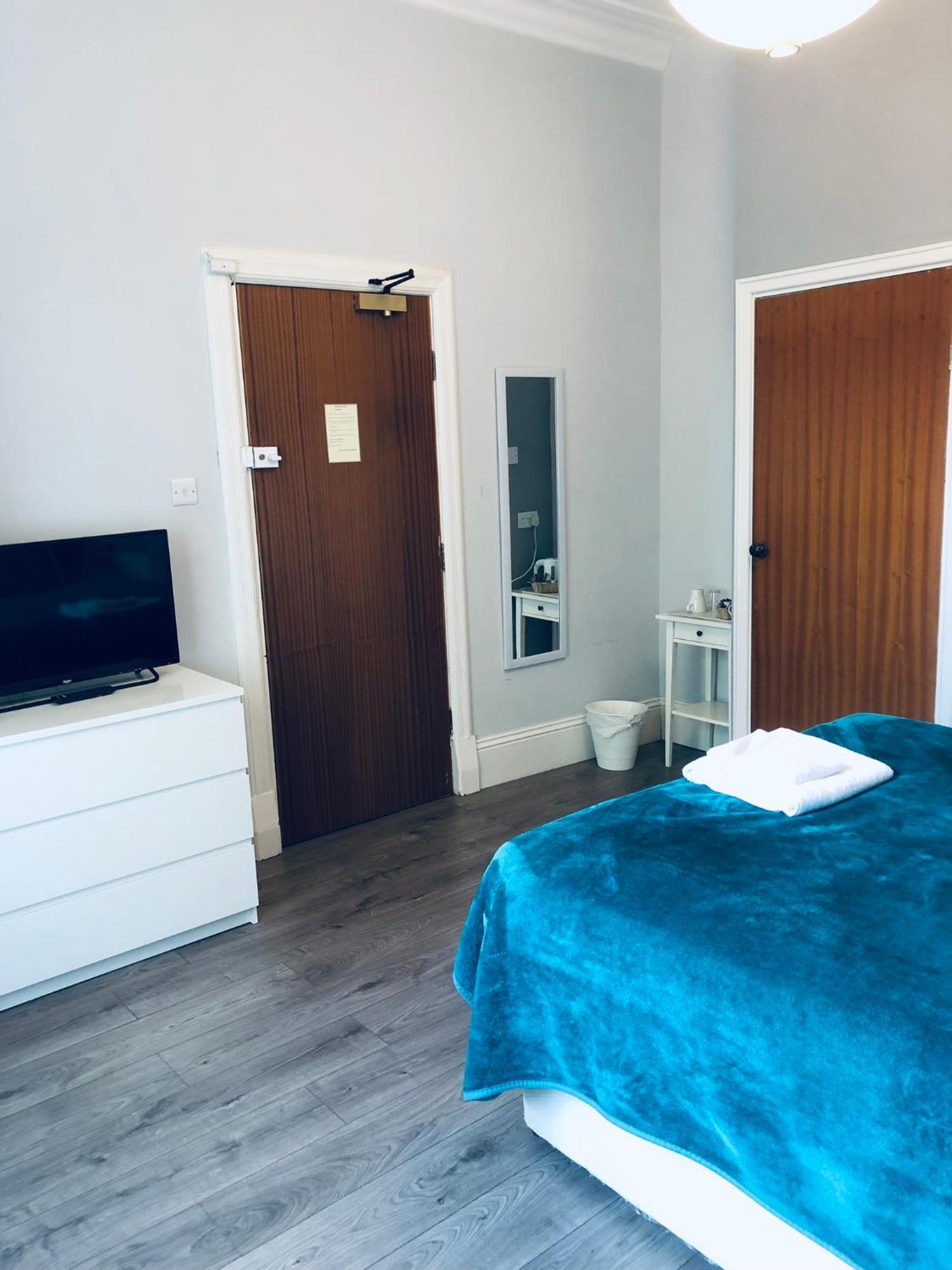 The Beechwood Bed & Breakfast Лийдс Екстериор снимка