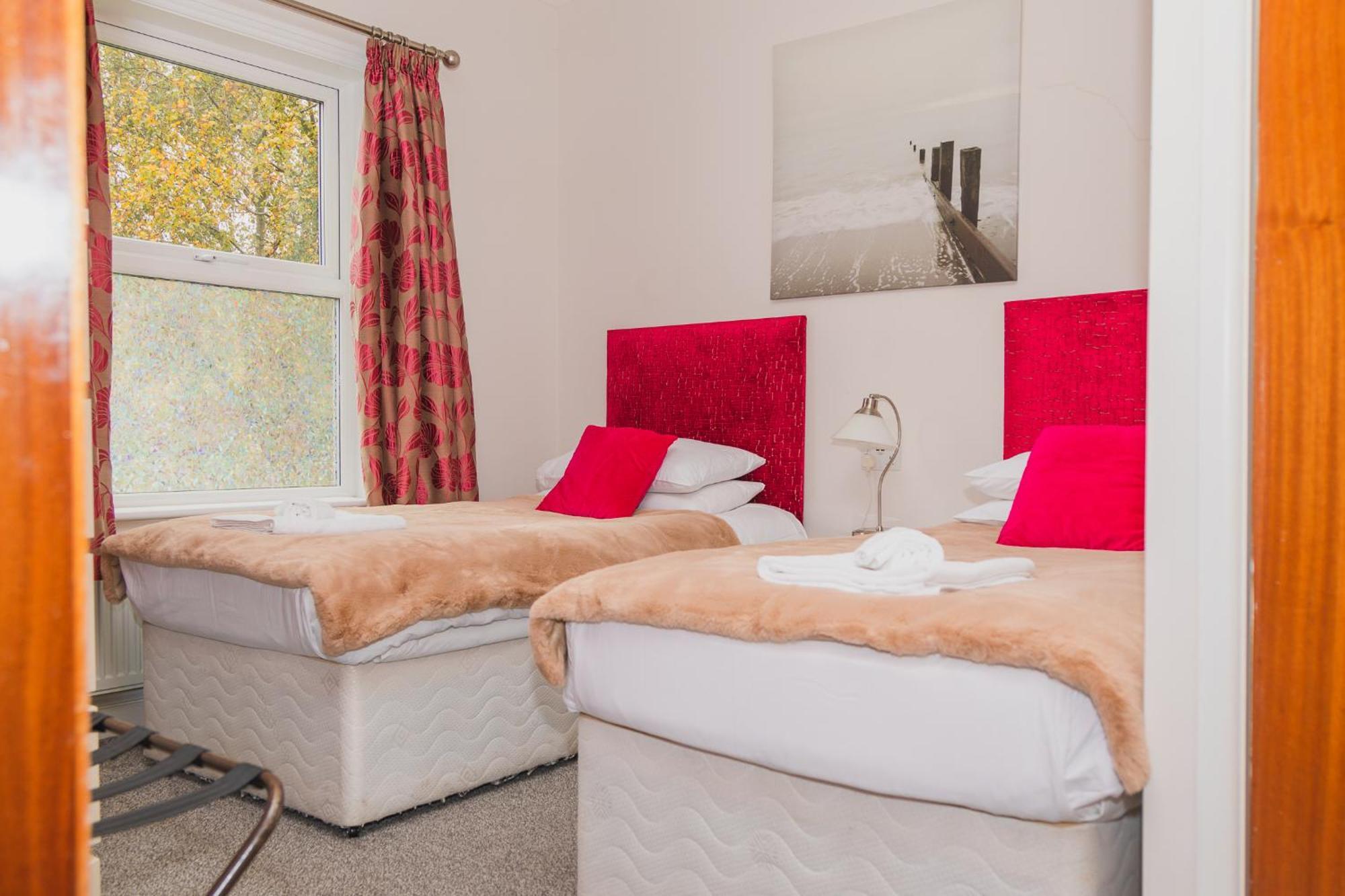 The Beechwood Bed & Breakfast Лийдс Екстериор снимка